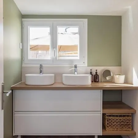 Maison 5 Au Coeur Du Croisic Nyaraló *